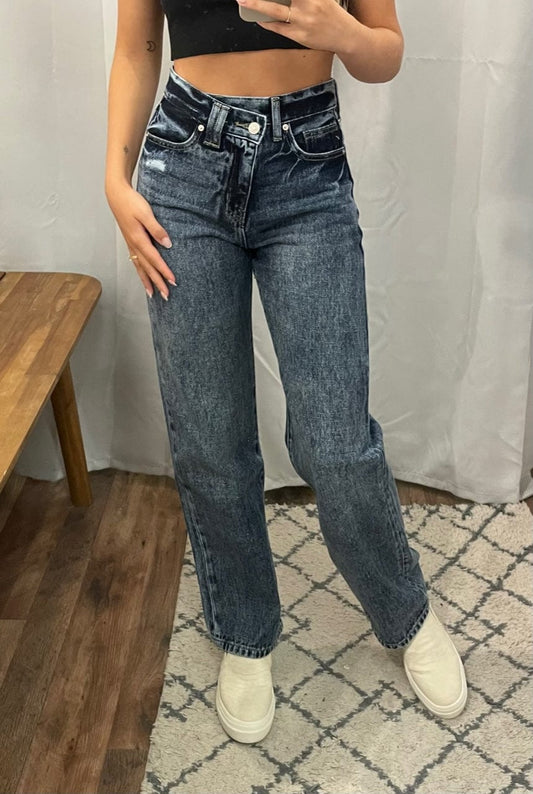 90's High Rise Jeans