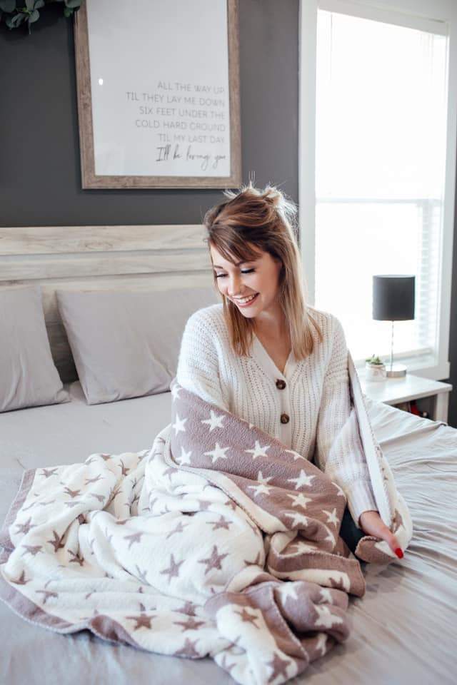 The Luxe BF Dreams Dupe Blanket