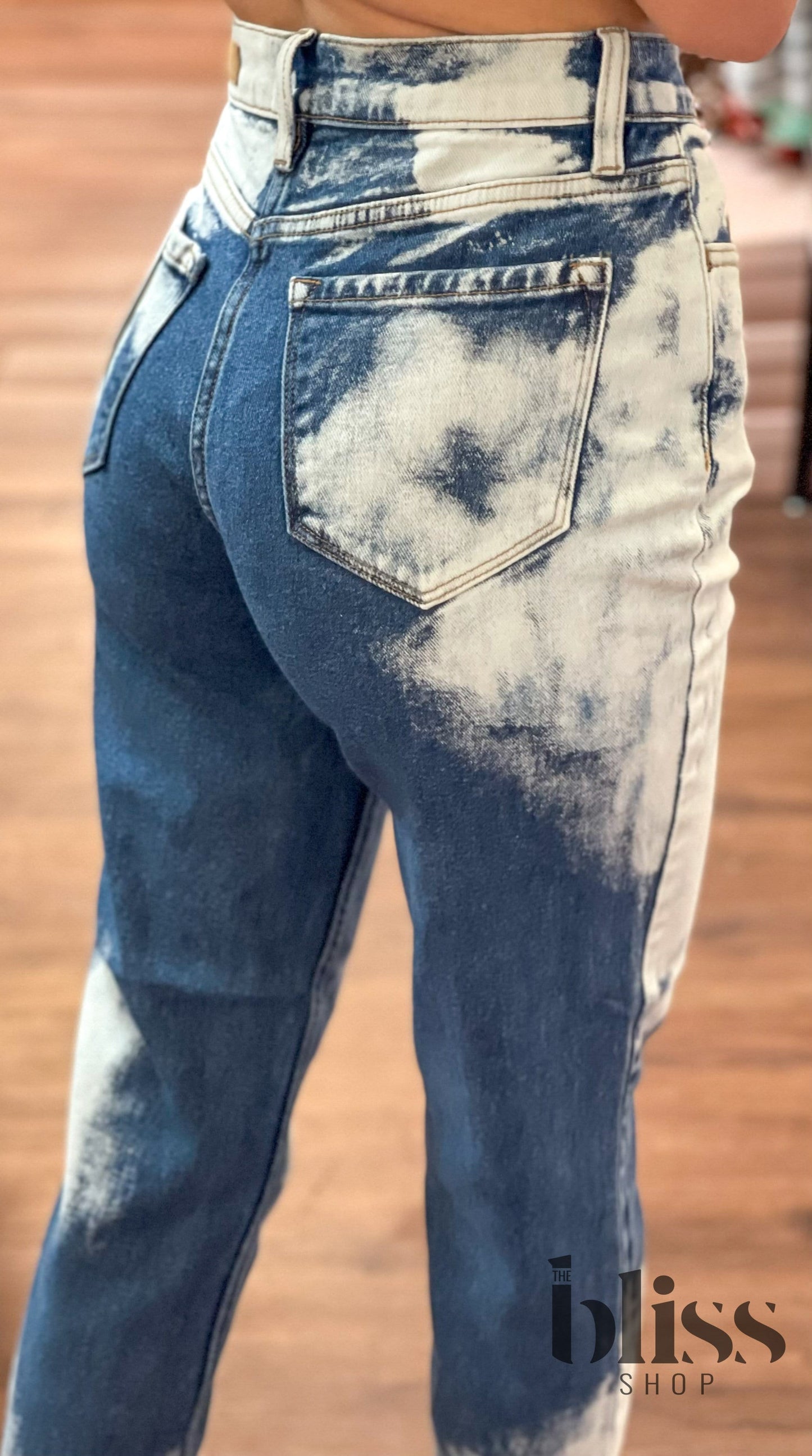 Rule Breaker Bleached Mom Jeans
